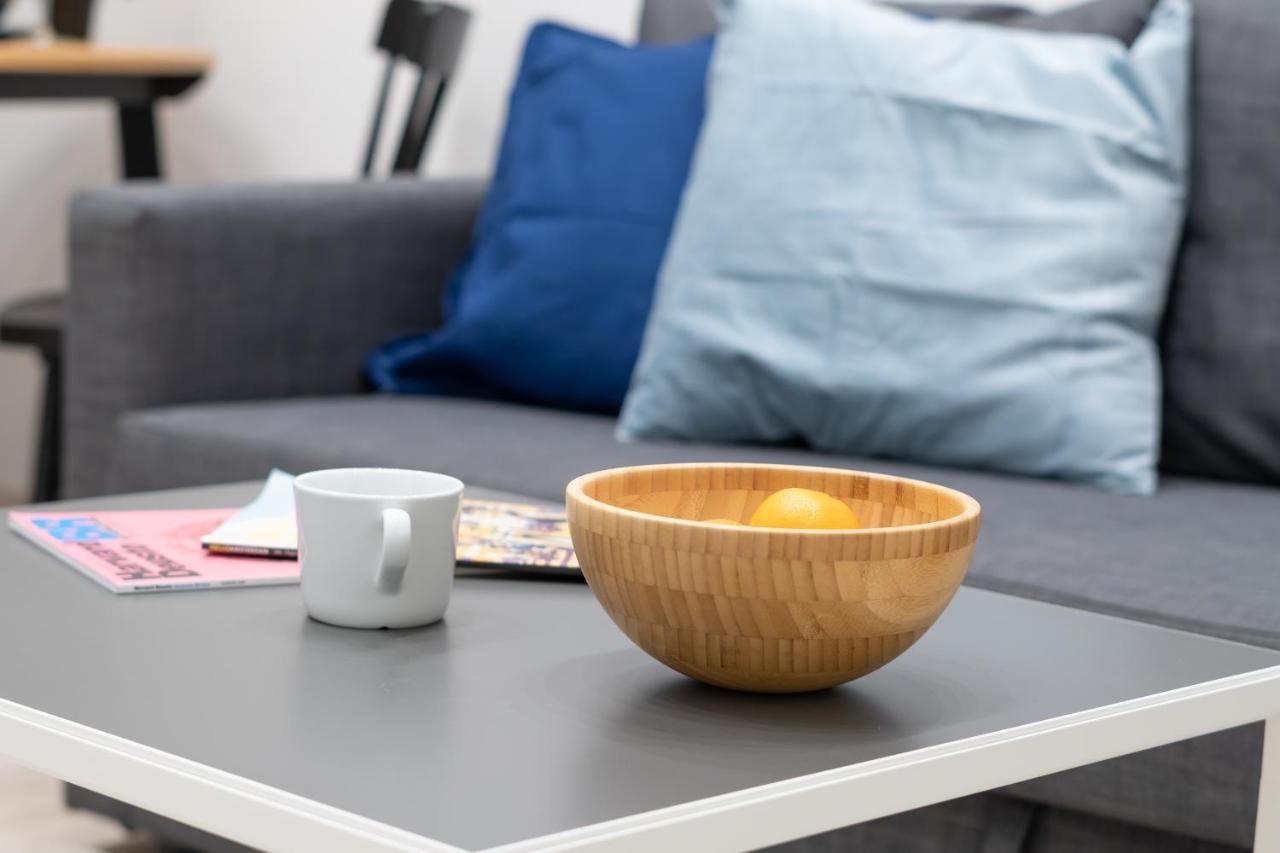 Cozy Studio Apartment 5 Min From Camp Nou Barcelona Exterior photo