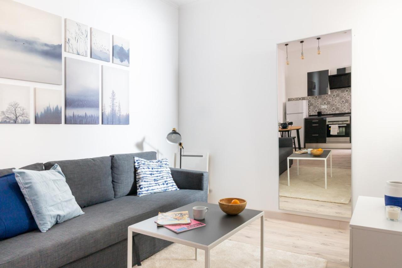 Cozy Studio Apartment 5 Min From Camp Nou Barcelona Exterior photo